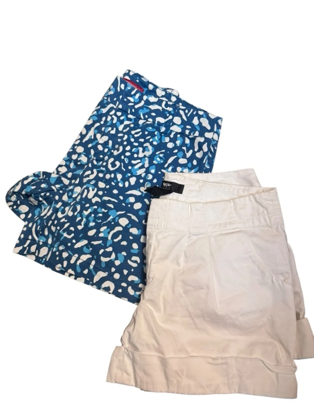 BUNDLE 2 TARGET MOSSIMO Shorts Womens SZ 4 White Cuffed MERONA Blue SZ 2 EUC